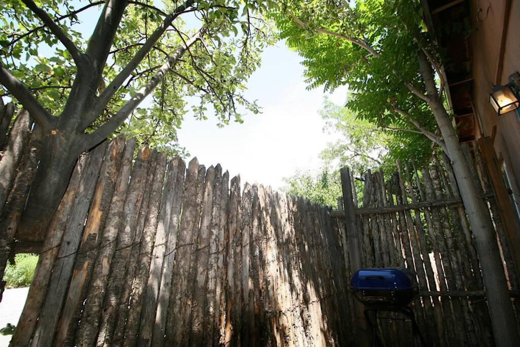 Closson Getaway - Courtyard - Railyard And Plaza Santa Fe Exterior foto